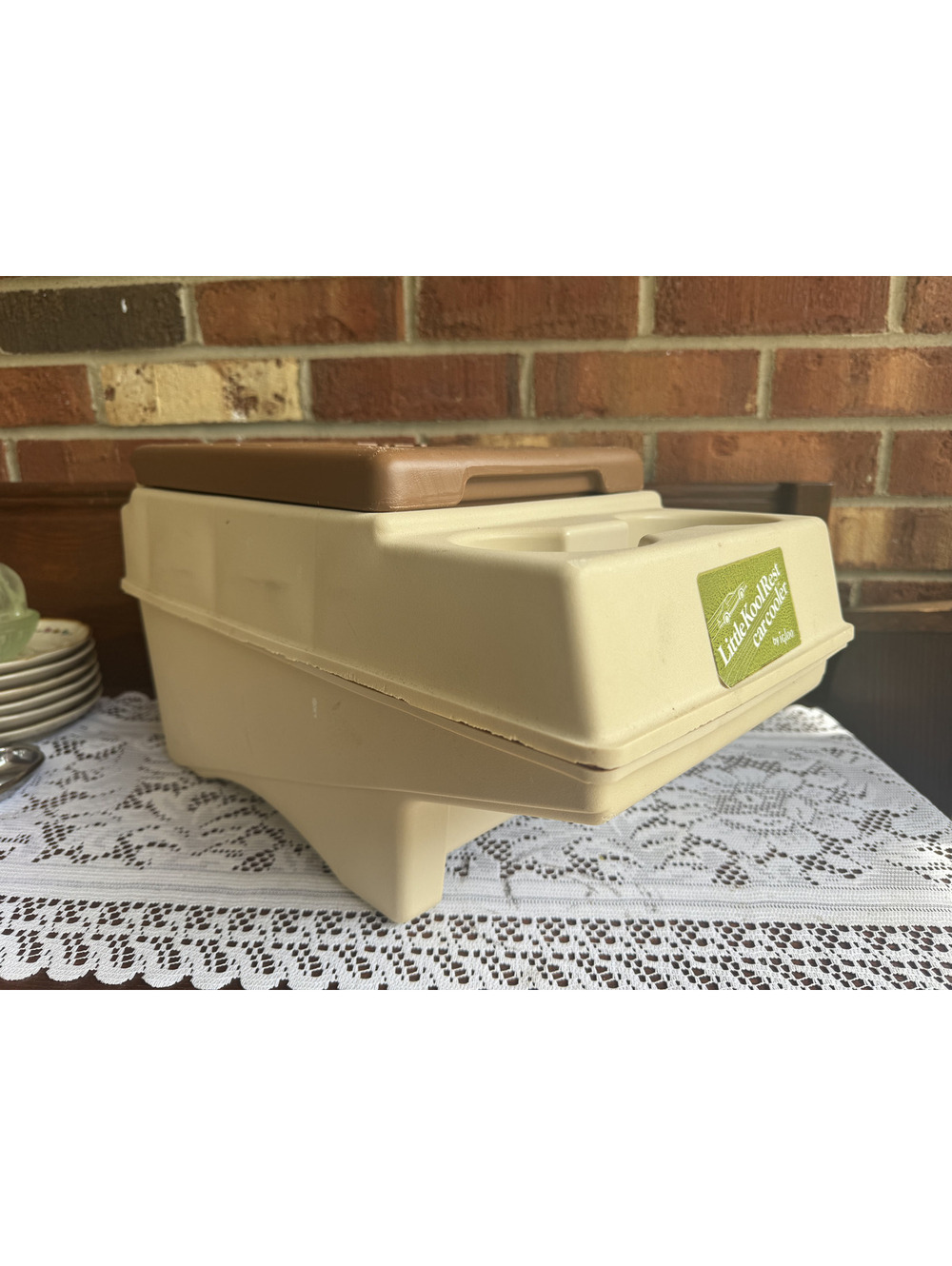Vintage Igloo Little Kool Rest Car Cooler with Brown Lid and Cup Holders